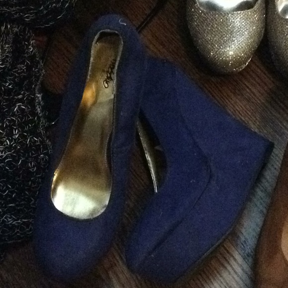 Women’s heels. Brands: Steve Madden,Qupid, Mossimo - Picture 2 of 7